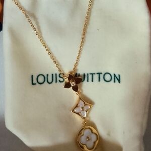 Louis Vuitton Rose Gold Necklace